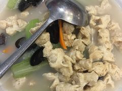 骨汤面筋烩丝瓜-东方饺子王(新奥购物中心店)