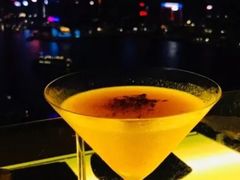-OZONE 顶楼酒吧(香港丽思卡尔顿酒店)