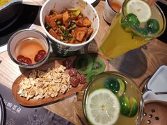 -山城外·非遗酸菜鱼(新都汇融店)