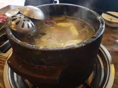 -鲁朗纳麦石锅鸡庄园