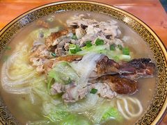 烤鸭米线-老陶包子铺(南大西南村店)