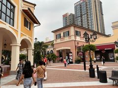 -佛罗伦萨小镇广佛名品奥特莱斯(疏港路店)