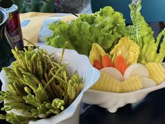 豌豆尖-野菌皇海景野生菌火锅(滨海大道店)