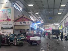 -曼阁市场水果批发市场