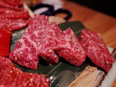 -炼火烤肉店