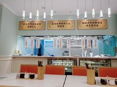 -新世界·过桥米线宴