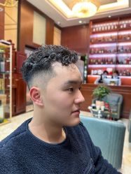 -尼特斯男士发型馆