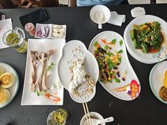-伊源鼎盛餐饮服务有限公司