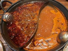 -旧街市鲜货老火锅(大光路店)