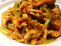 -九锅一堂酸菜鱼(万达广场店)