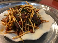折耳根-花水湾红太阳牛肉汤锅