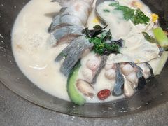 -鲜潭蒸汽石锅鱼(五道口购物中心店)