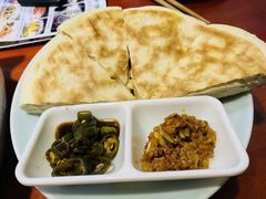 -窄巷子陕菜馆·地道陕西菜(粉巷店)