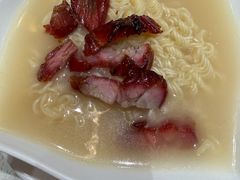 -香港新发烧腊茶餐厅(水围店)