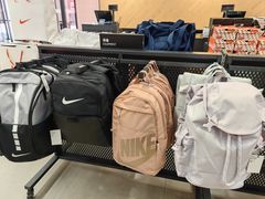 -首创奥特莱斯(西安店)