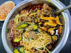 -周良天山牛杂城(天山路总店)