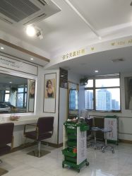 -镁连社·美联社