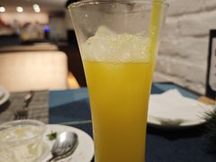-又见马甲M8融合西餐厅(体育中心店)