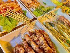 -山野的朋友露营炭火烤肉