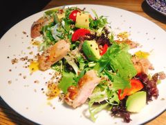 牛油果烤鸡藜麦沙拉-LYFATTI 莱芙缇(赣水路店)