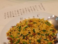-壹零贰小馆(桂城石啃店)