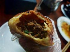 -宝瑞门钉肉饼店