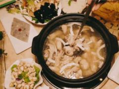 -润泽园椰子鸡(汇一城店)