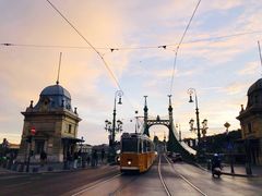 -多瑙河畔鞋履雕塑