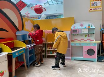 单次30块钱，有半年卡10次是180元