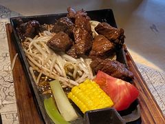 铁锄牛肉-穹六人间 people 6(岳阳路店)