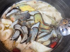 -野菌皇海景野生菌火锅(滨海大道店)