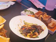 -粉墨特色菜·烧烤音乐酒馆