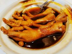 鲍汁凤爪-白天鹅宾馆-宏图府餐厅