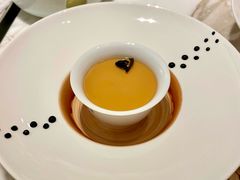 琥珀·芝士伯爵红茶茶盏小甜-théATRE 茶聚场(王府中環店)