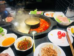 -怡品川宇火锅(宝立方店)