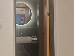 -大连米朵精选酒店(人民路港湾广场地铁站店)