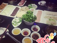 -唯爱KTV聚会餐厅(仙林东城汇店)