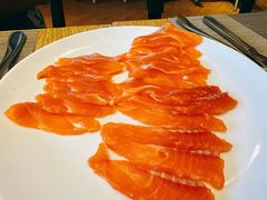 -齐河孔雀王温泉酒店·金孔雀自助百汇
