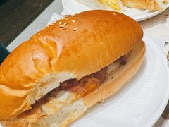 咸芝士牛肉猪仔包-华嫂冰室(湾仔店)