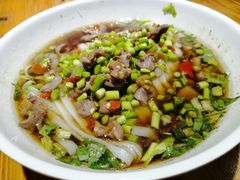 酸辣鸡杂粉-肆姐面粉馆(坡子街店)