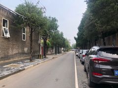 -草场地艺术区