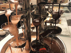 草莓裹巧克力酱-Kitchens on Kent at The Langham