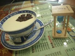 -赵记传承特色牛奶甜品(泉城广场店)