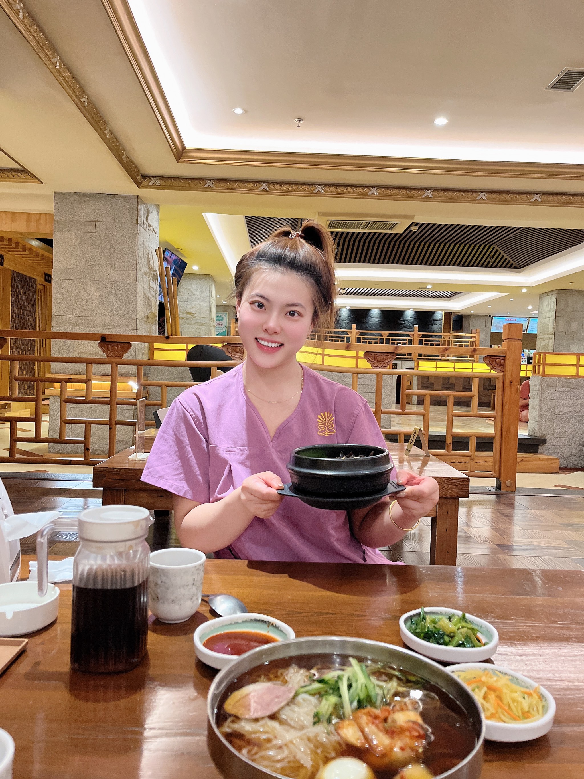 温泉旅店的老板娘