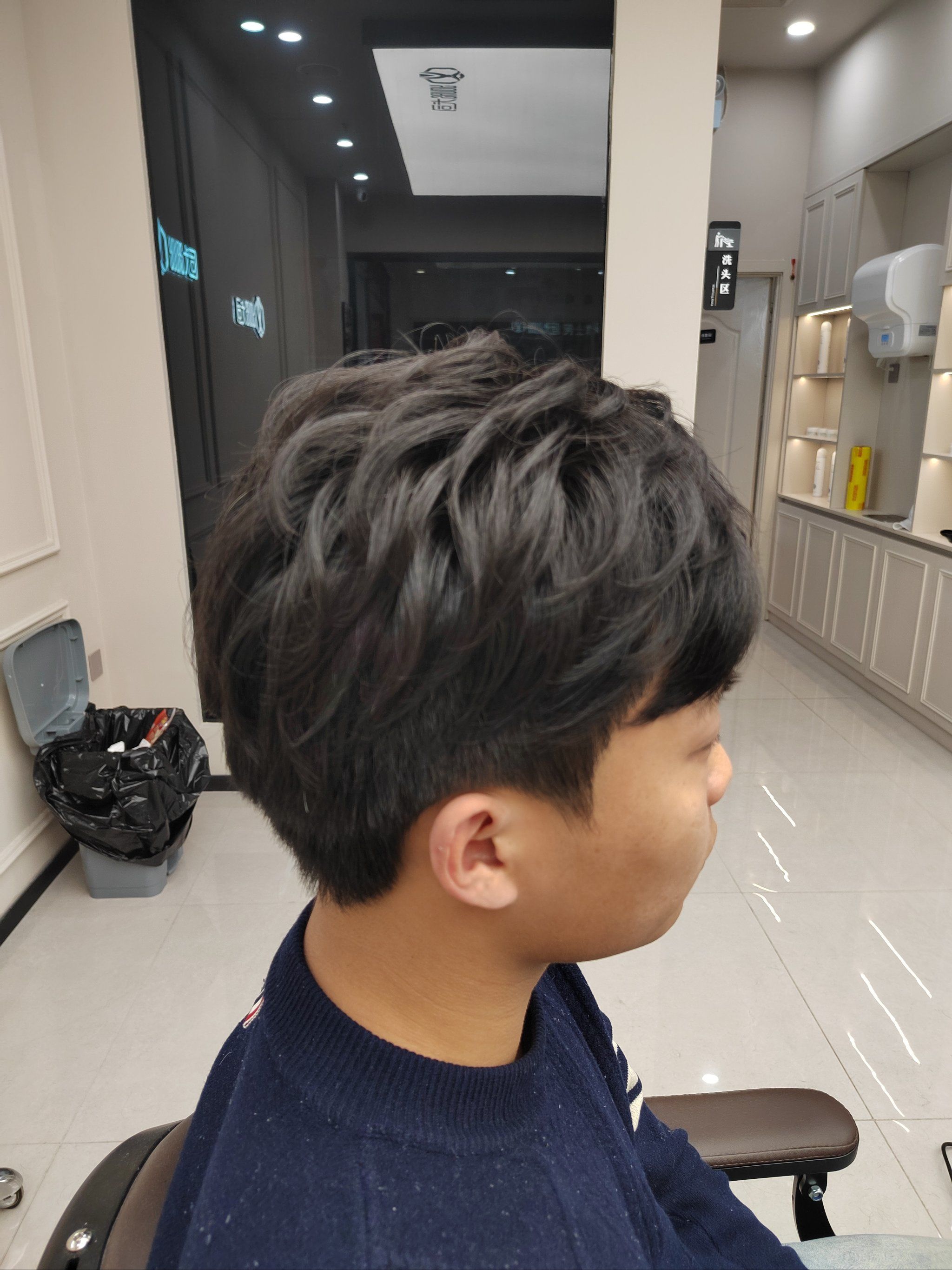 男士时尚烫发之韩式气垫纹理烫