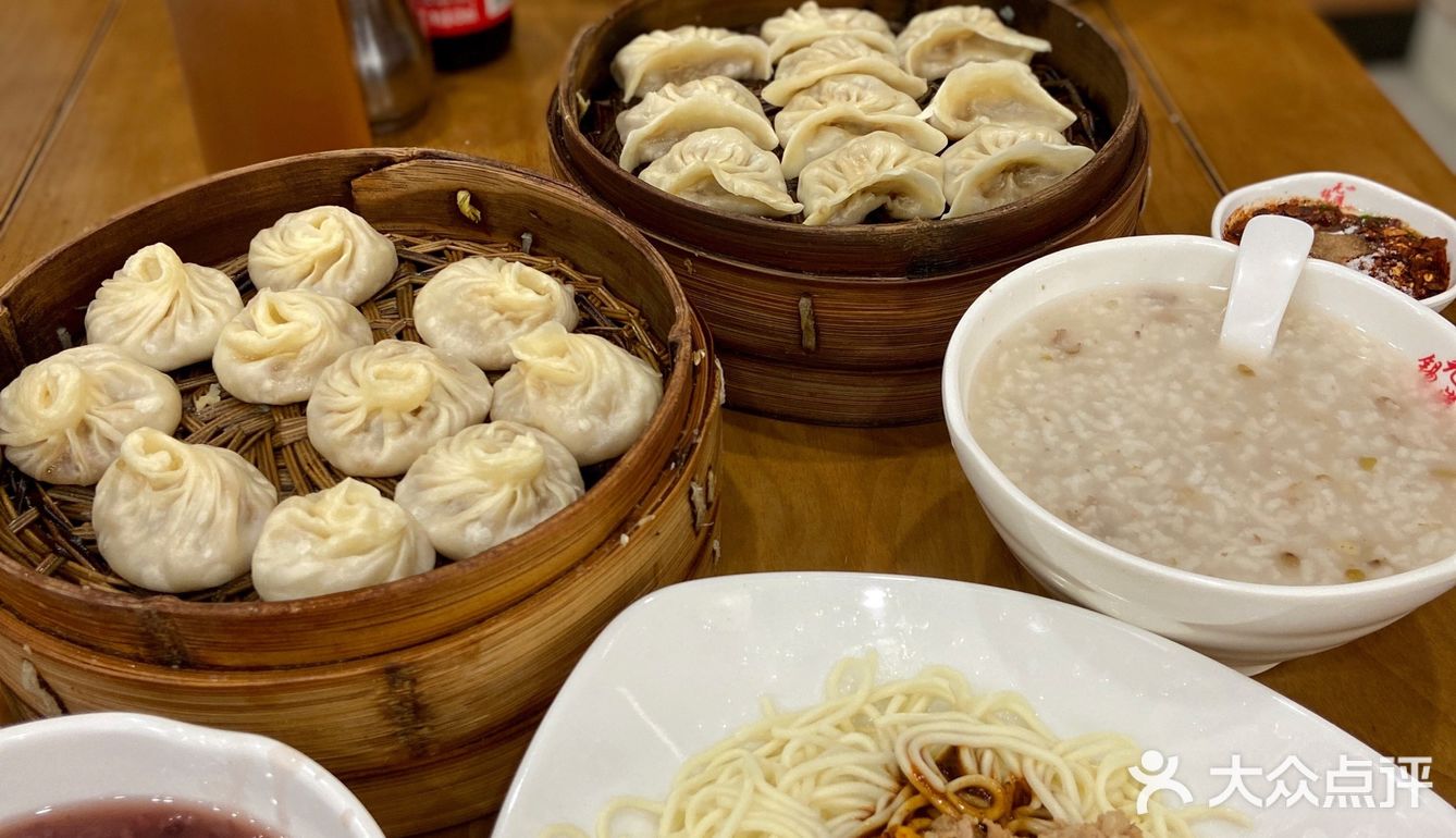 下合群无锡灌汤包|贵阳人都知道