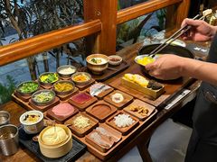 -银米·云南传统过桥米线(双廊黑金冠店)