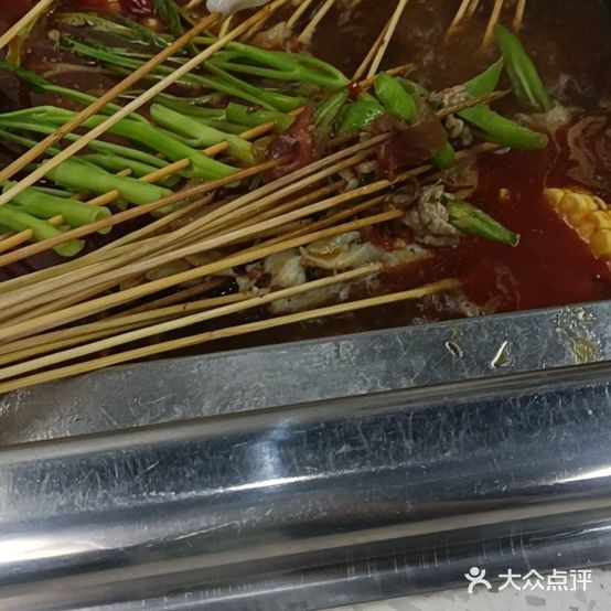 六婆串串香(泰禾店)