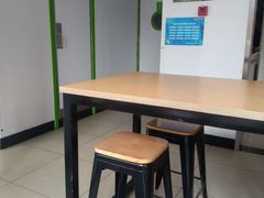 -老乡鸡(武汉中南梅苑小区地铁站店)