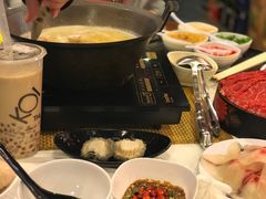 -鲜入围煮花胶鸡海鲜火锅